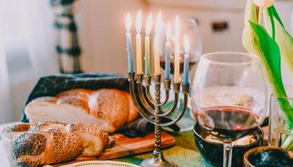 世界杯手机软件安装-老传统再现 鄂媒三问里皮：神奇不再？烂摊子给谁？